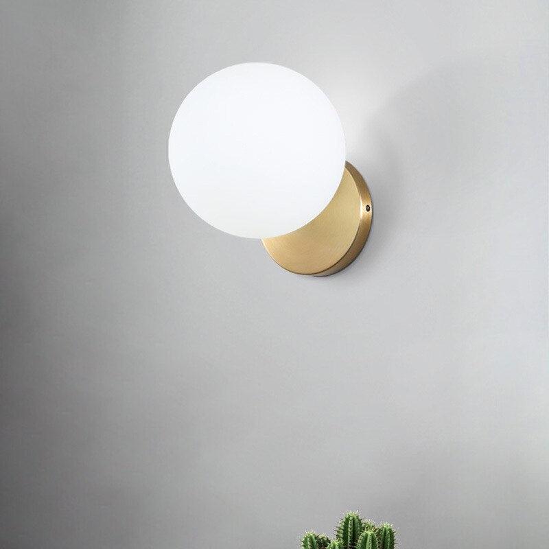 Tip of The Tongue Wall Lamp - Letslighting