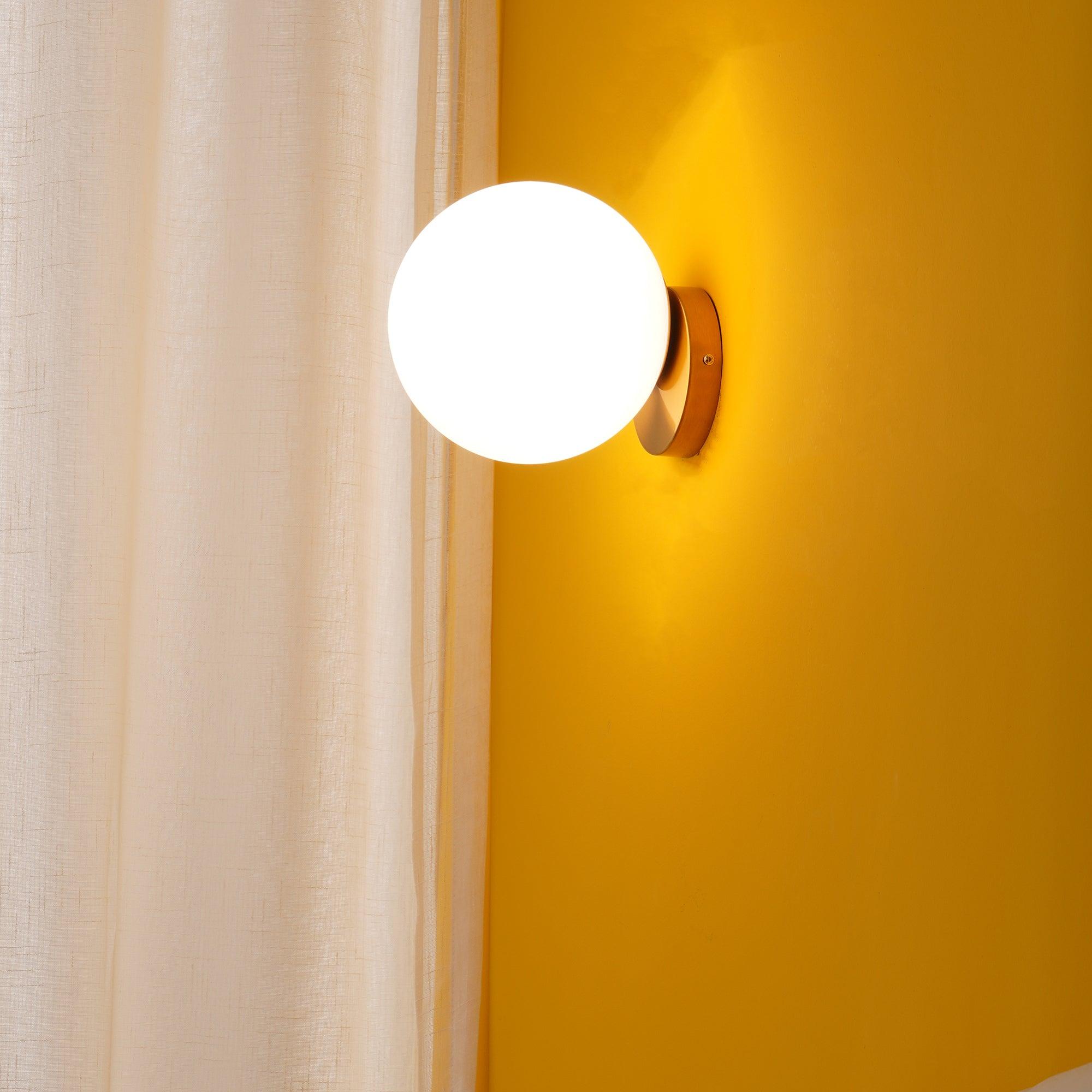 Tip of The Tongue Wall Lamp - Letslighting