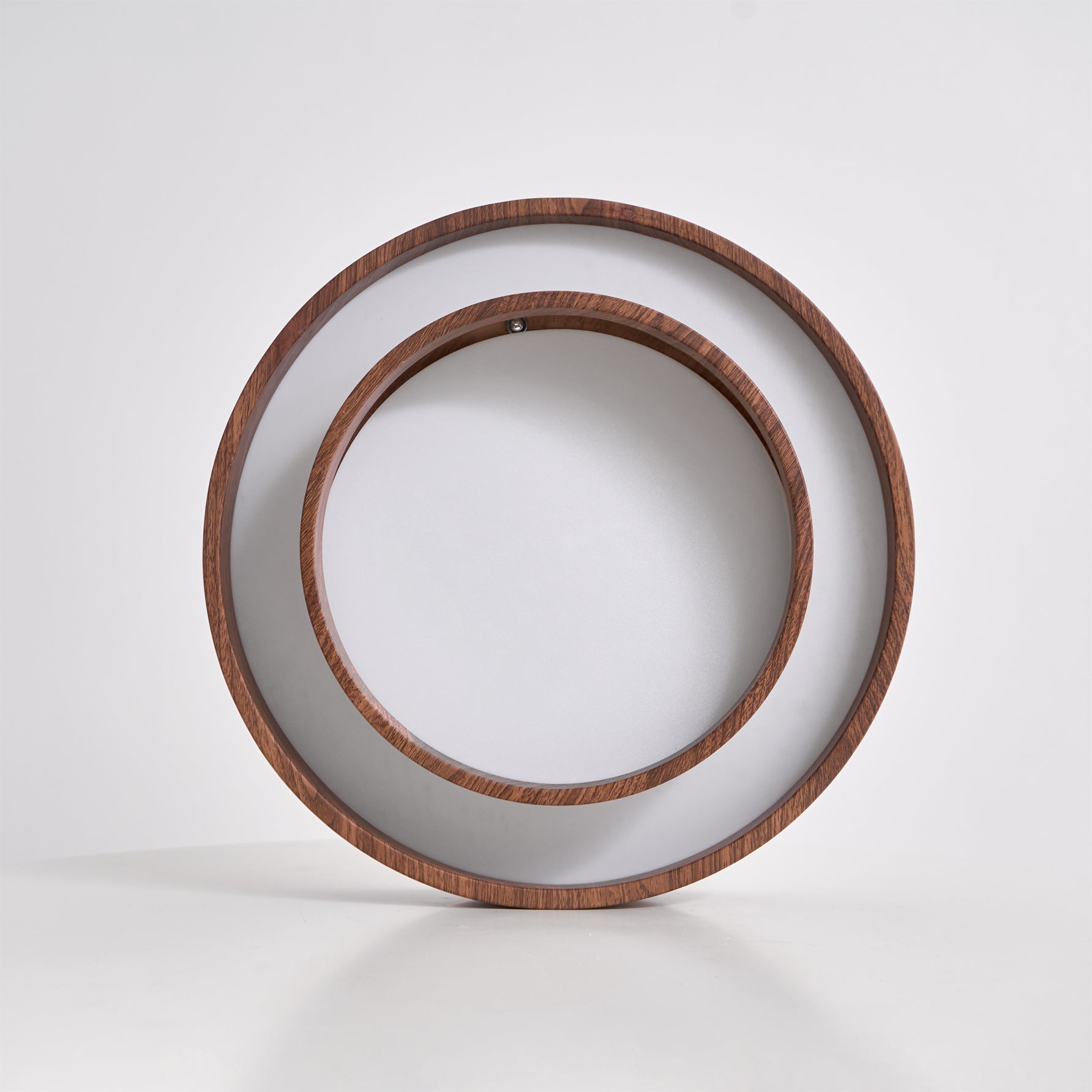 Muto Lámpara de Techo de Doble Aro en Color Nogal