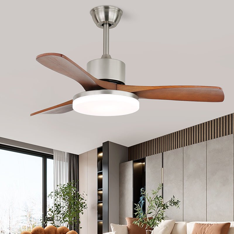 Primer plano de las aspas de madera del Ventilador de Techo Elara
