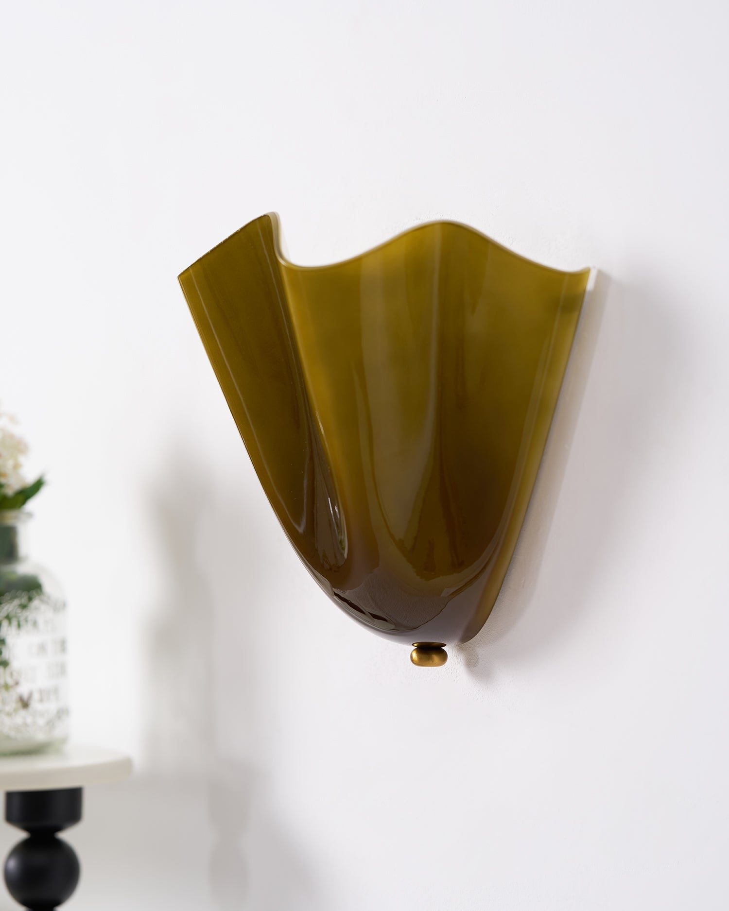 Petalia Wall Light - Letslighting