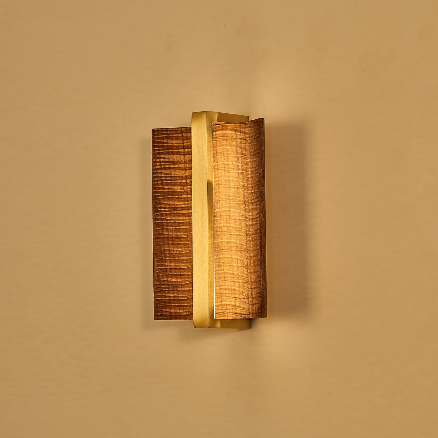 Whisperwood Wall Light - Letslighting