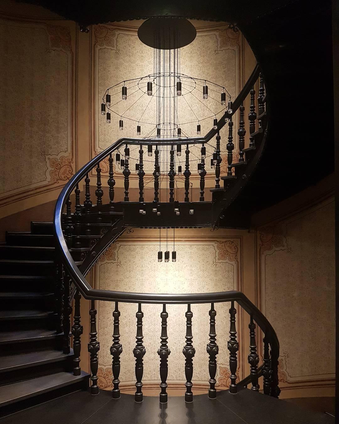 Lines Chandelier - Letslighting