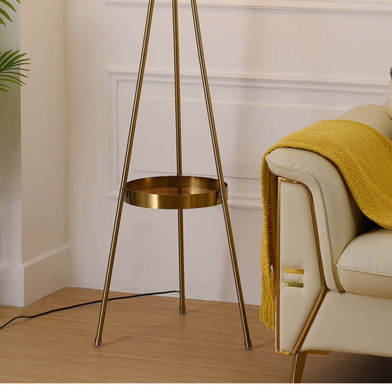 Mira Moderna Redonda Metal/Vidrio LED Lámpara de Pie Dorada/Negra