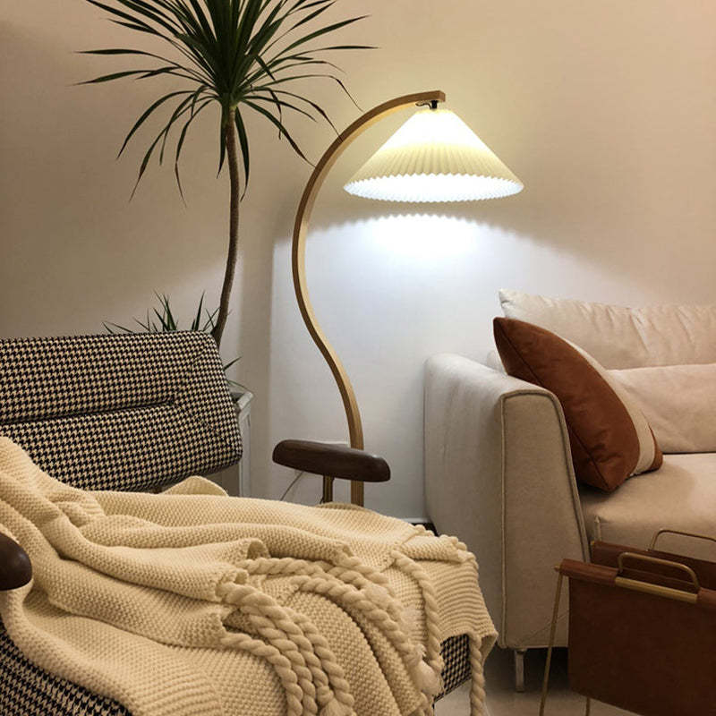 Muto Moderno Geométrico Metal LED Lámpara de Pie Blanco/Beige/Café