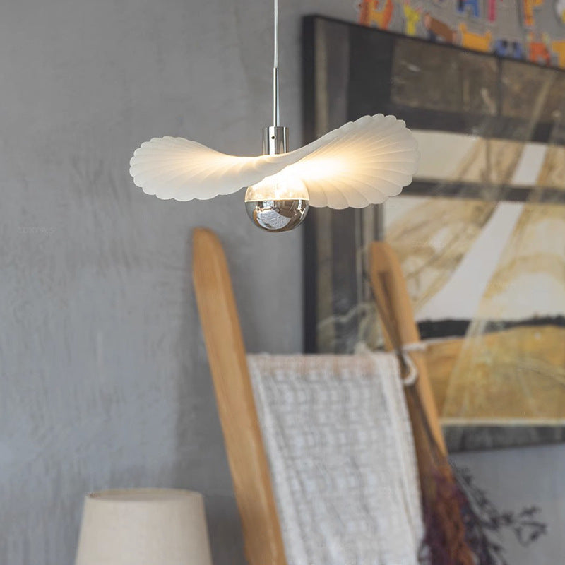 Ritta Diseño Pluma Metal Resina LED Lámpara Colgante Dormitorio