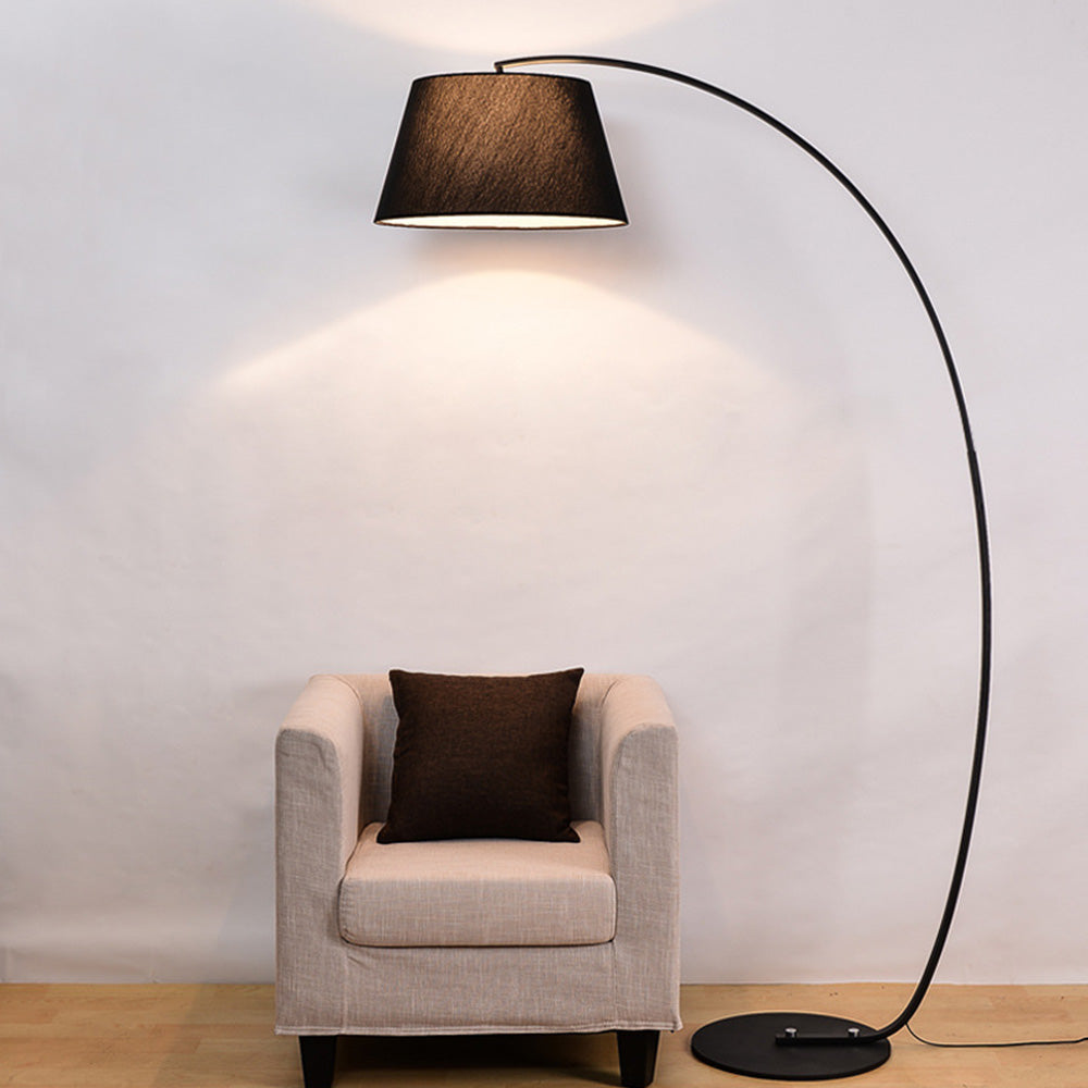 Mira Moderna Simple Metal/Tela Lámpara de Pie Negra