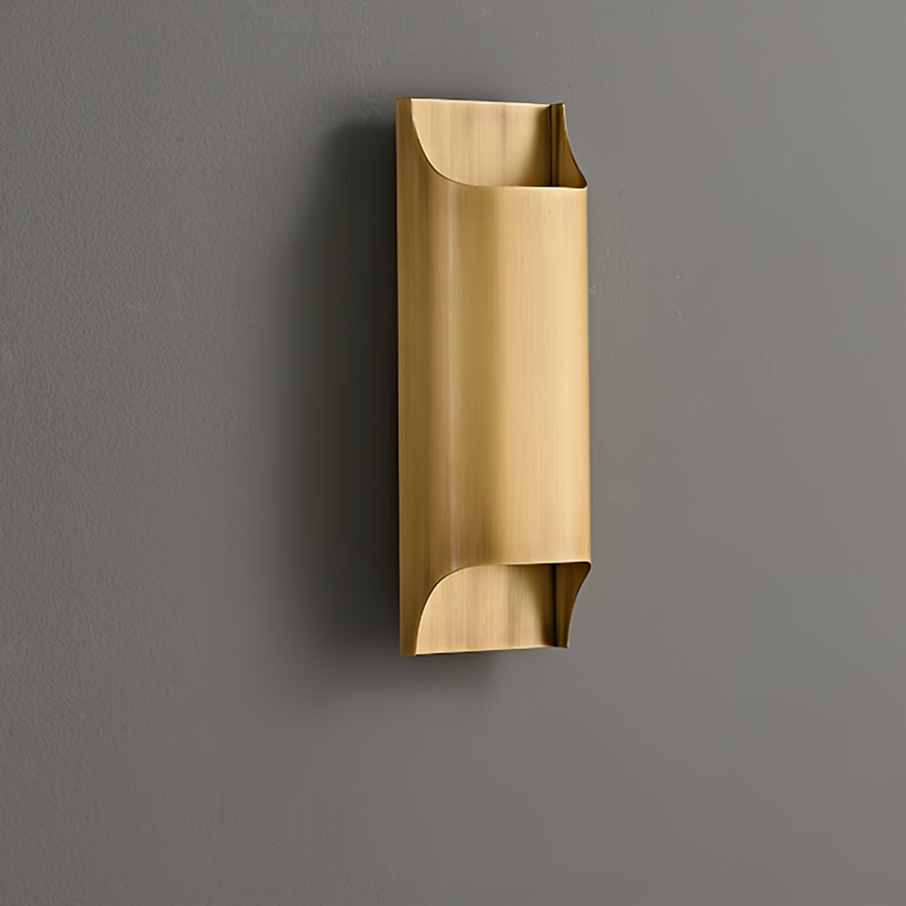 Leclerc Brass Wall Lamp - Letslighting