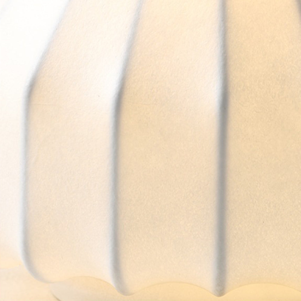 Ritta Minimalista Moderna Metal/Seda Lámpara de Mesa Blanco