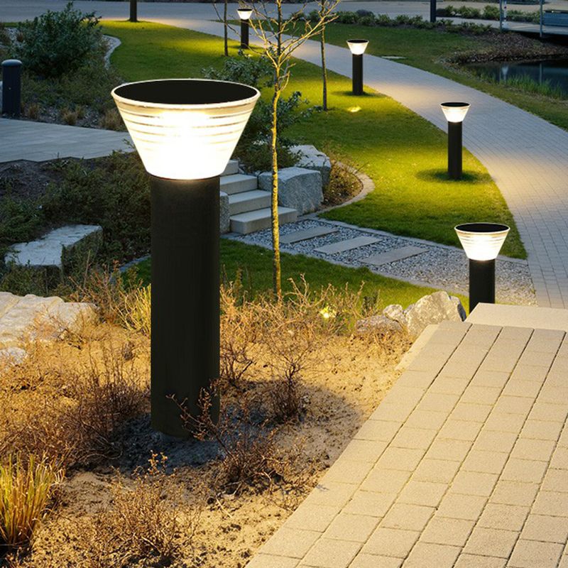Ray Moderna Cónica Metal Solar Lámpara De Pie Exterior