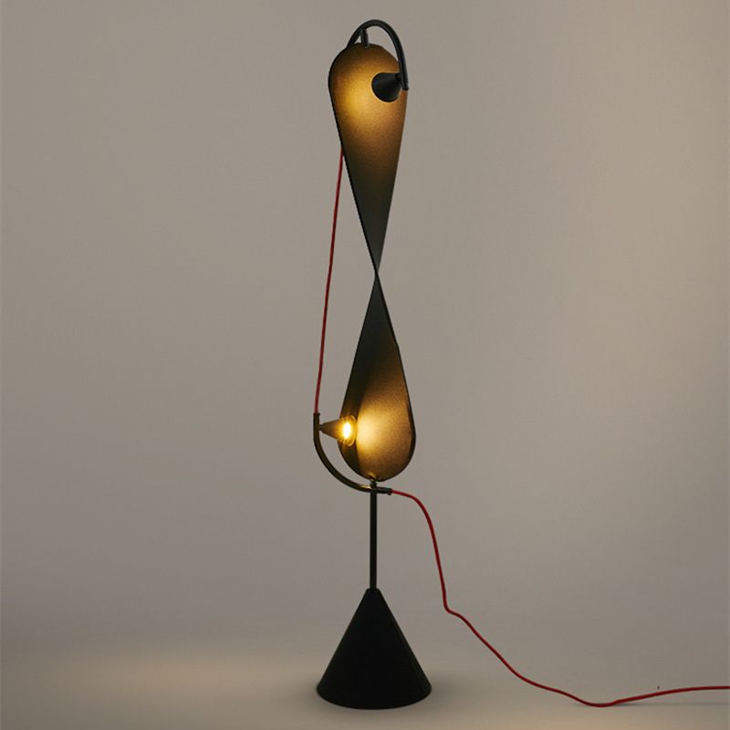 Mira Moderno Minimalista Geométrico Metal Suelo Lámpara