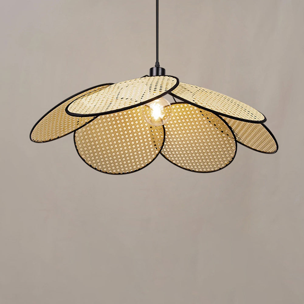 Ritta Vintaje Irregular Metal/Rota Lámpara Colgante Negra/Blanca