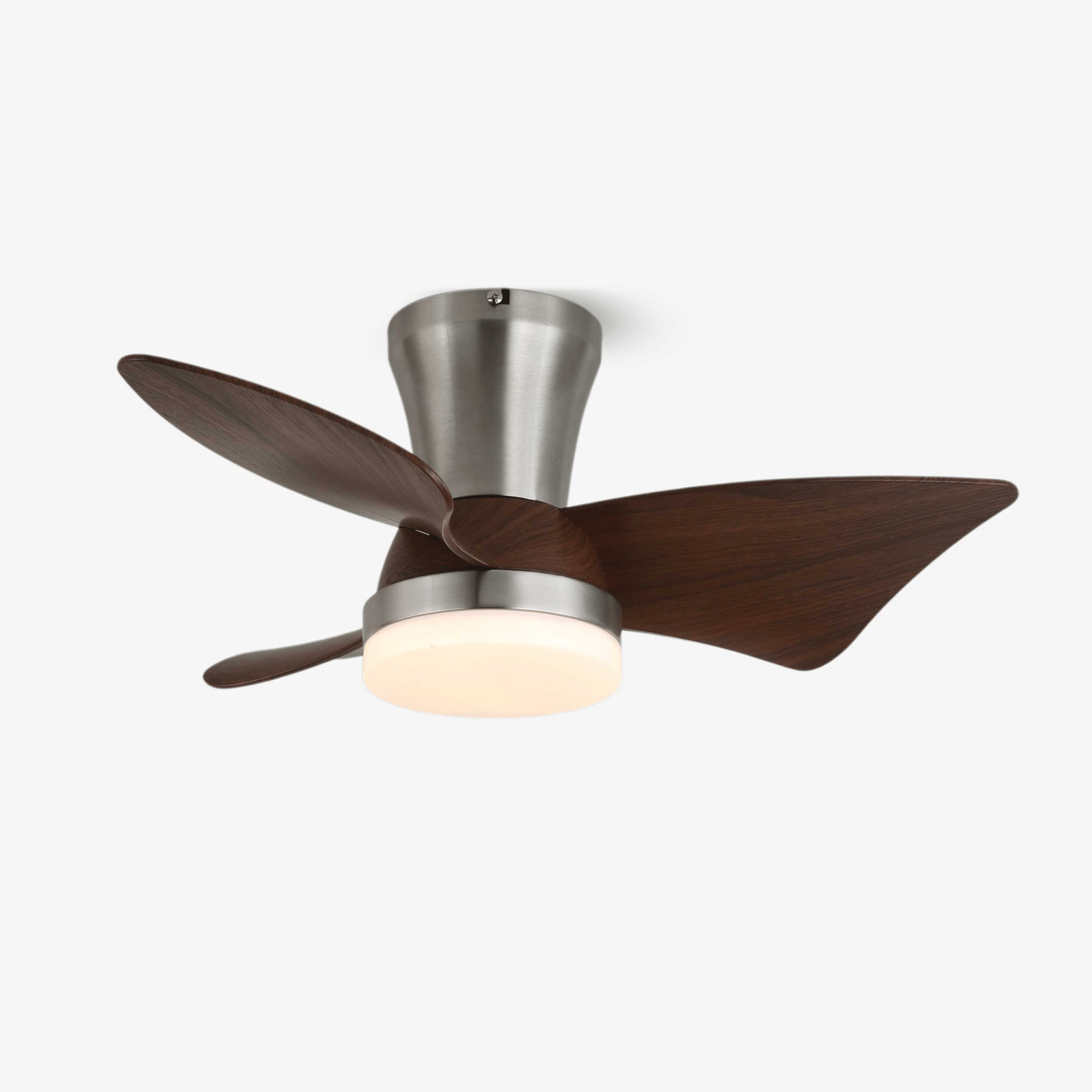 Ventilador de Techo Moderno Caspian de Madera con Luz en un ambiente de salón.