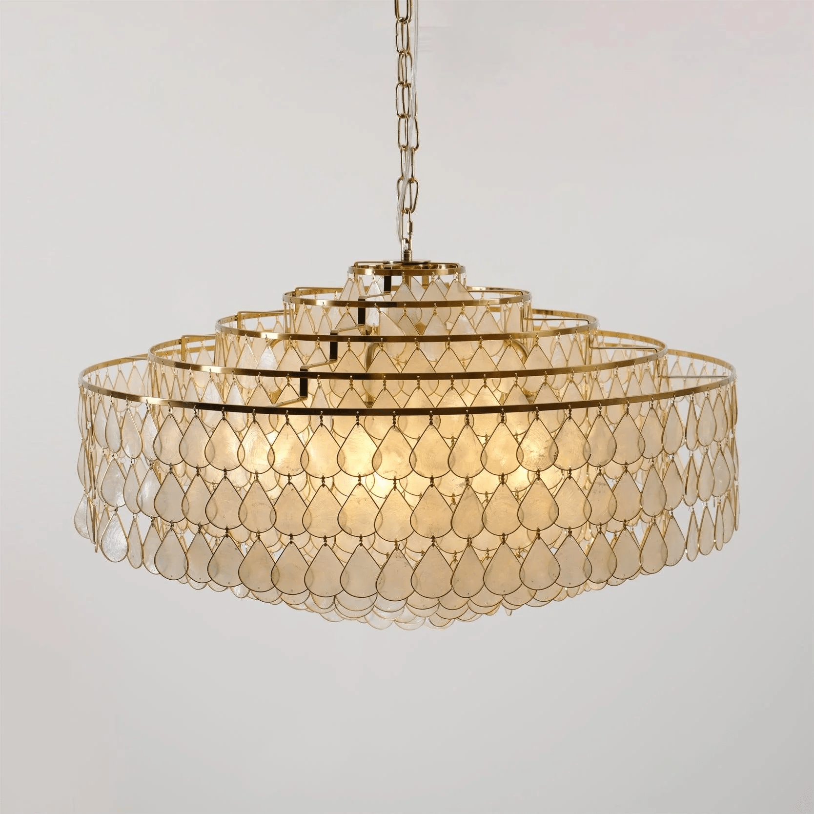 Teardrops Shell Chandelier - Letslighting