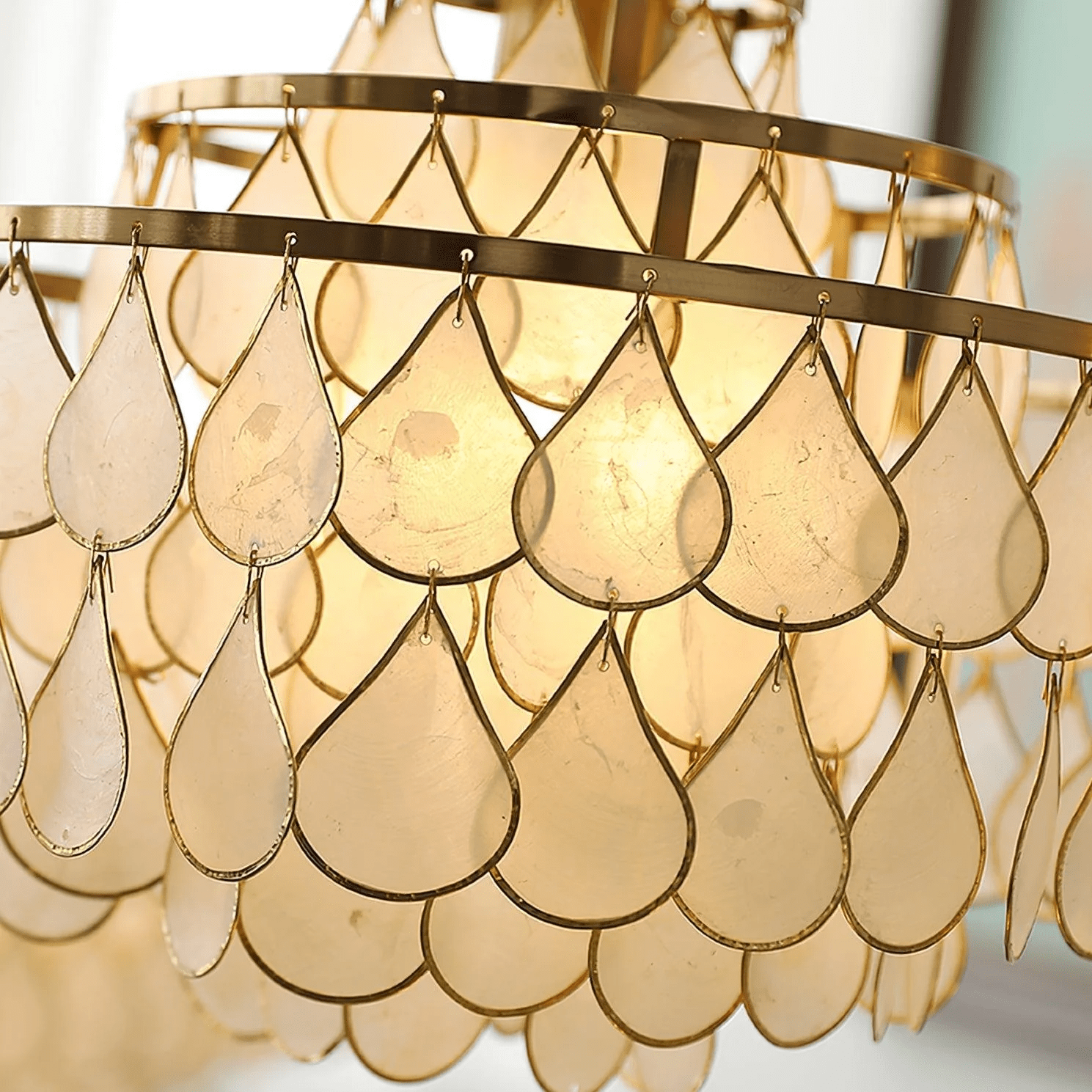 Teardrops Shell Chandelier - Letslighting