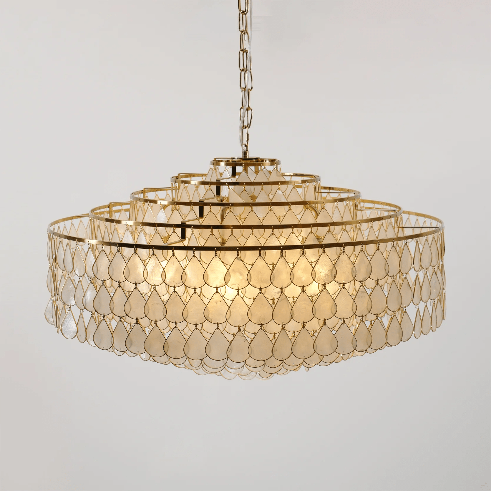 Teardrops Shell Chandelier - Letslighting
