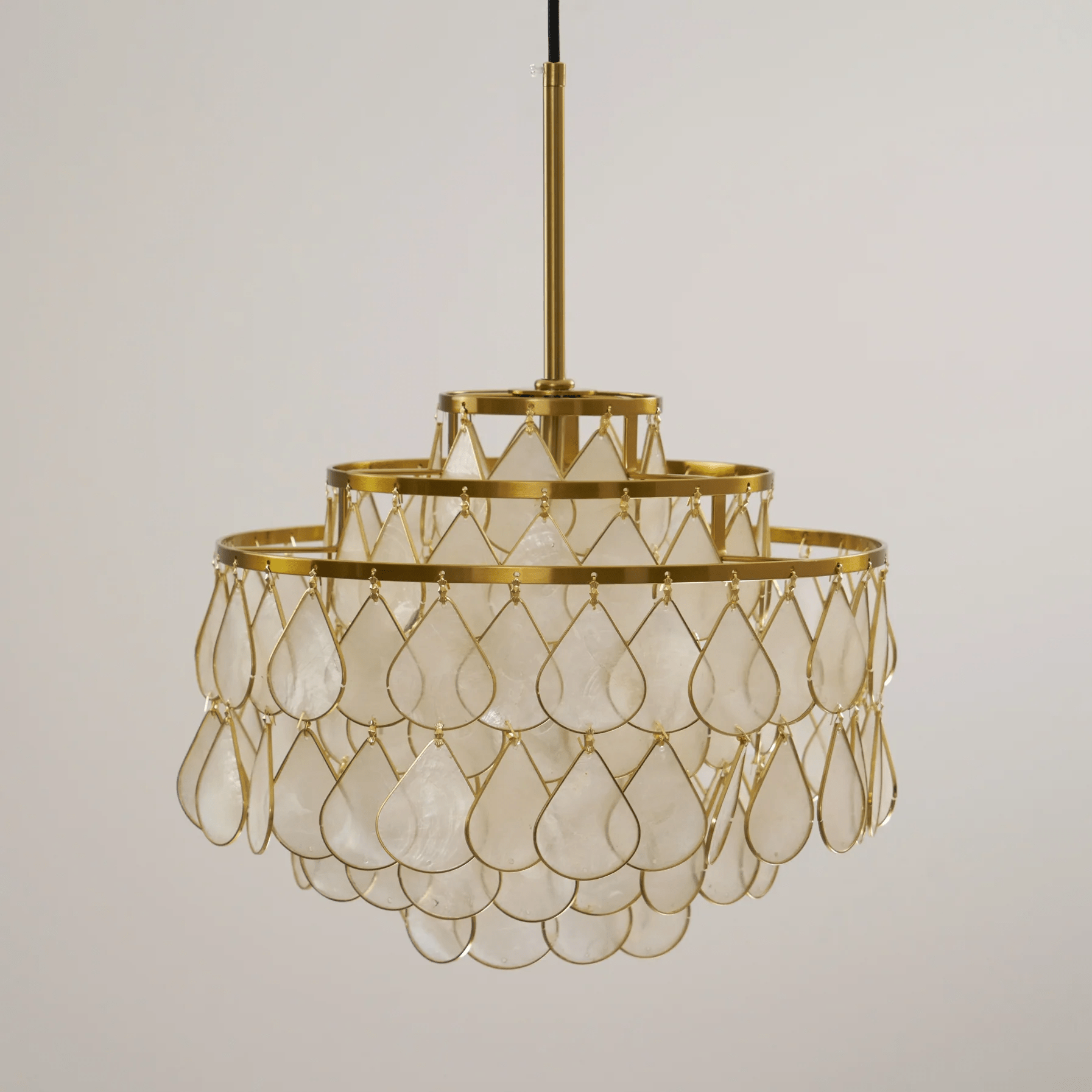 Teardrops Shell Chandelier - Letslighting