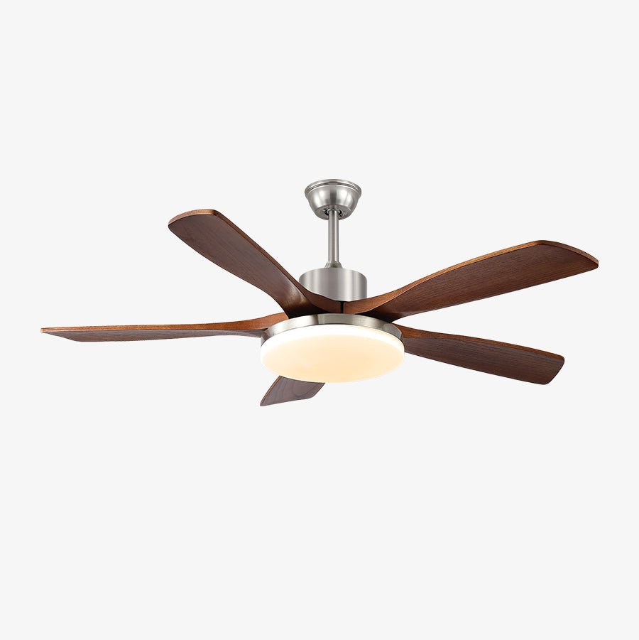 Lámpara ventilador de techo Orvian de madera en un interior contemporáneo