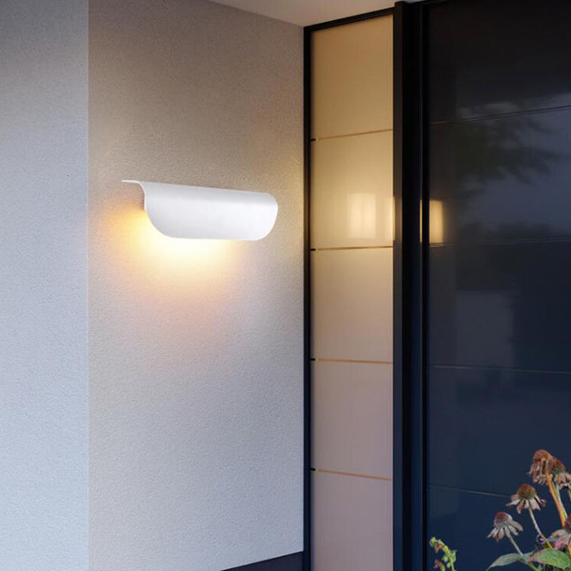 Auer Moderno Flexión Metal LED Aplique de Pared Exterior Negro/Blanco