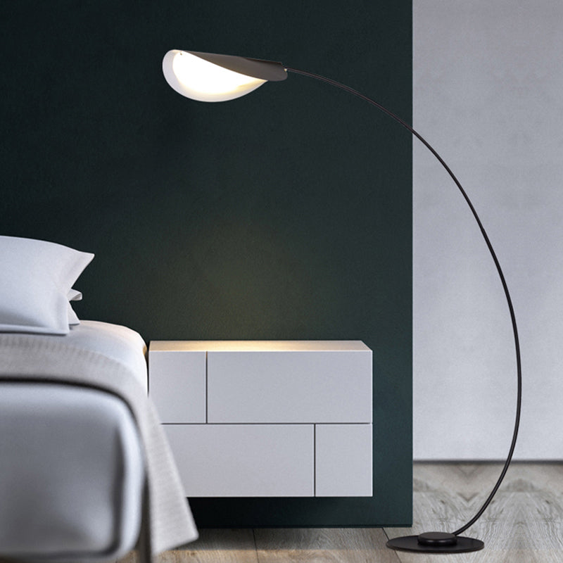 Edge Moderna Geométrica Metal LED Lámpara de Pie Negra