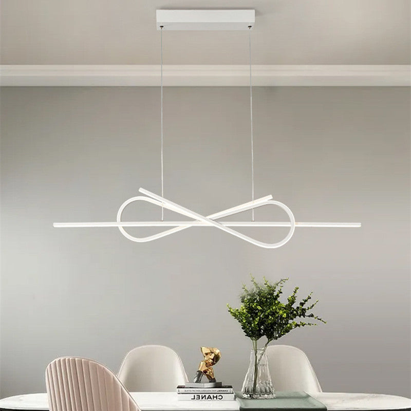 Bouvet Decorativa Mariposa Metal Lámpara Colgante Negra/Blanca
