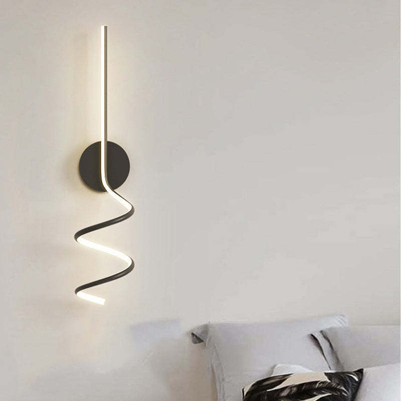 Arisha Moderno LED Spiral Lineal Metal Aplique de Pared Negro/Blanco