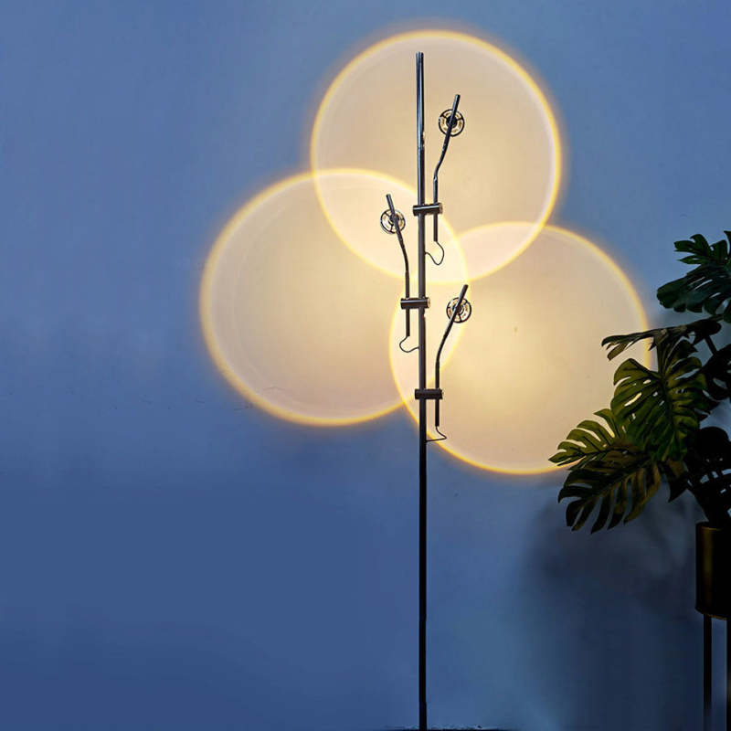 Mira Minimalista Moderna Lineal Metal LED Lámpara de Pie Negra