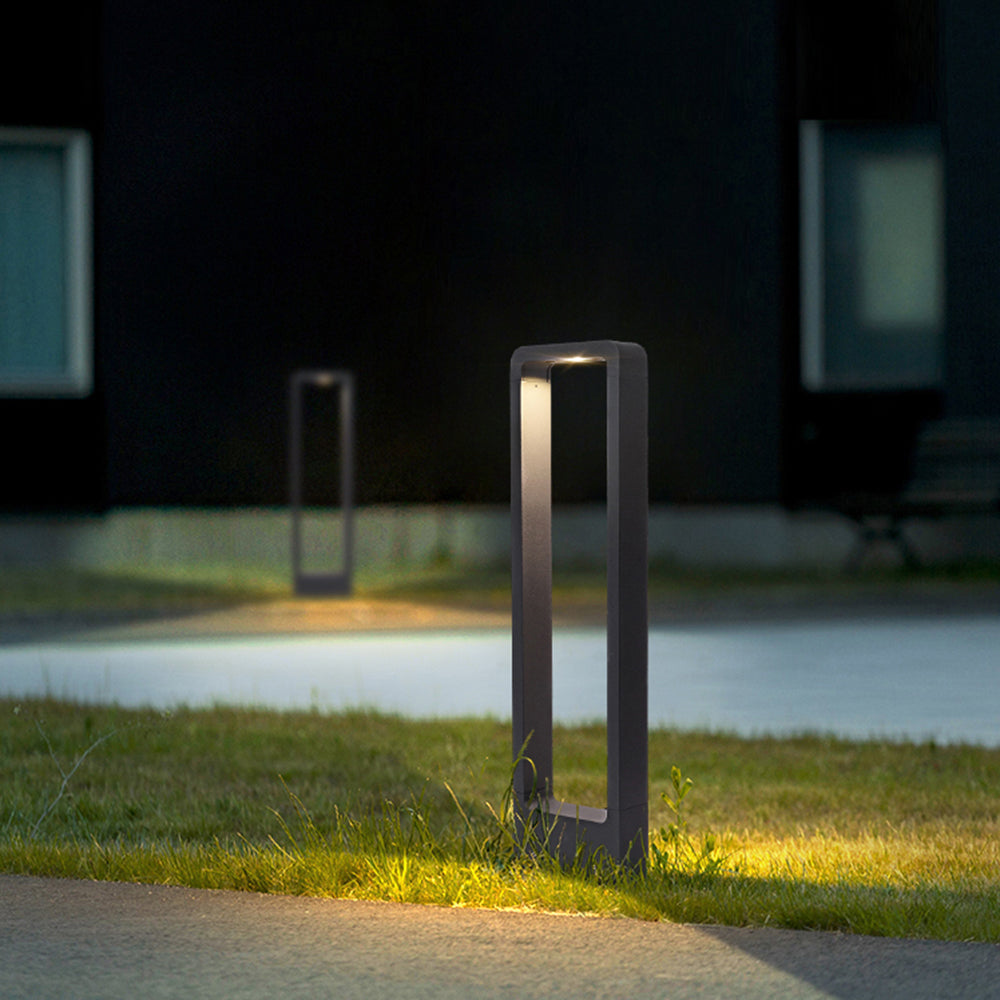 Ray Moderna Lámpara Exterior Rectangular Hueca de Metal, Negra
