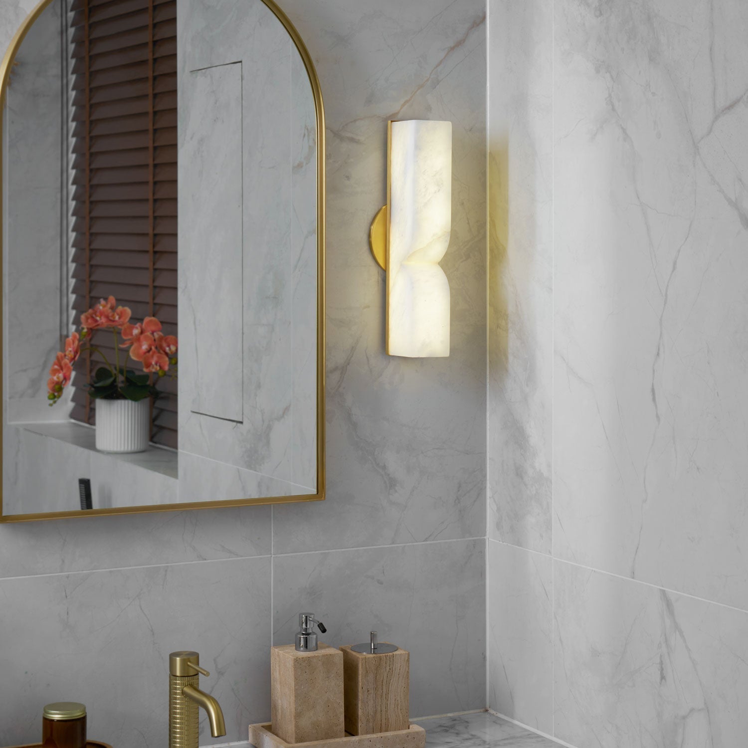 Lunaris Alabaster Rectangular Wall Lamp - Letslighting