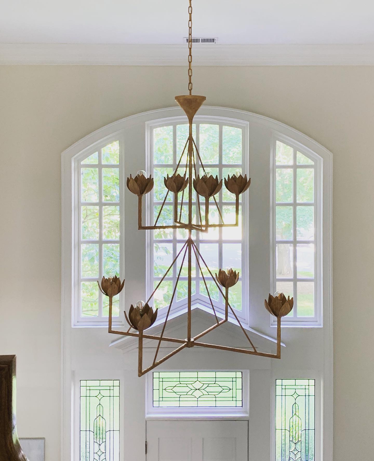 Ulmaris Floral Metal Chandelier - Letslighting