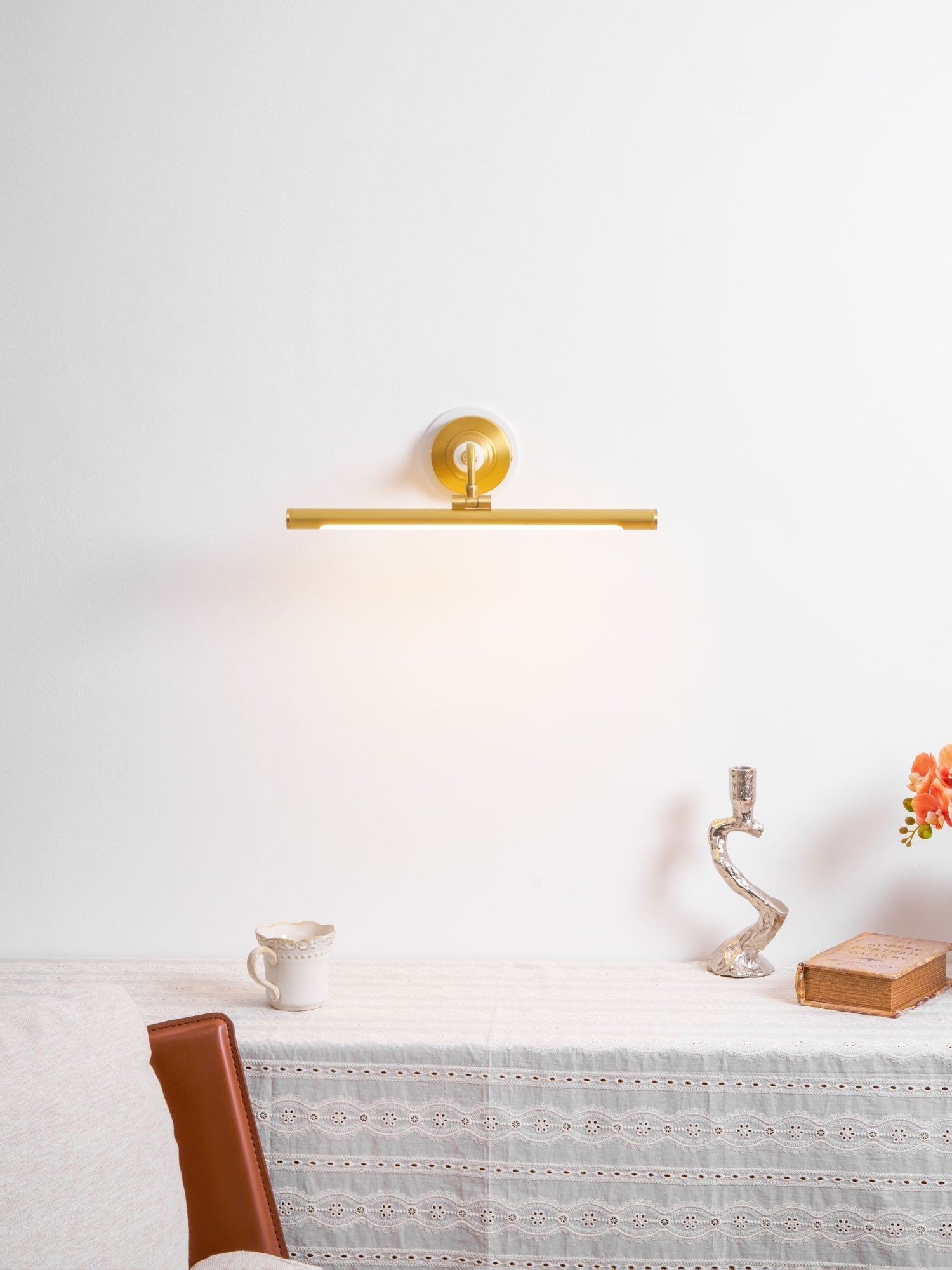 Archer Art Linear Wall Light - Letslighting