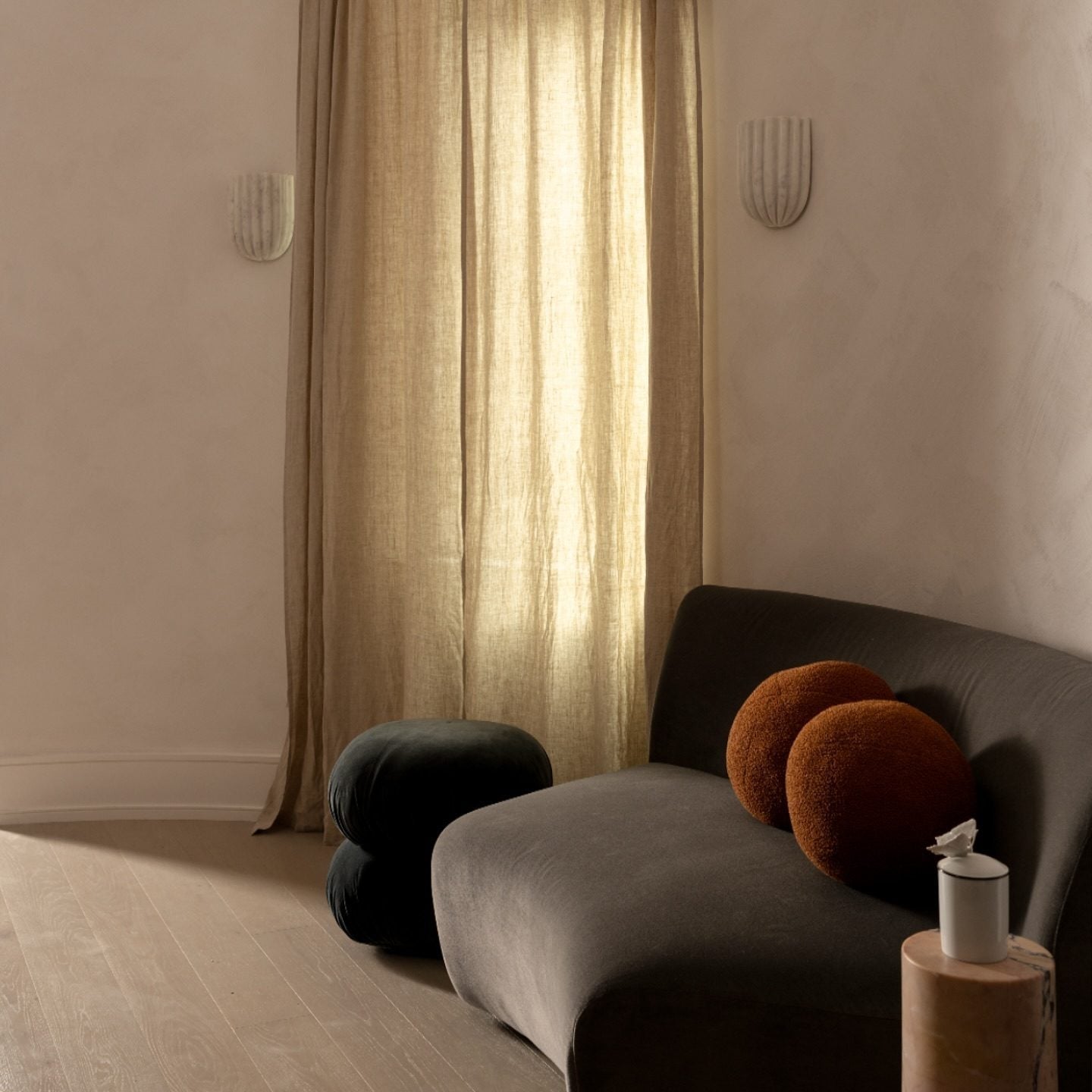 Tinduvys Elegance Ariel Single Marble Fluted Wall Lamp - Lamp Copper