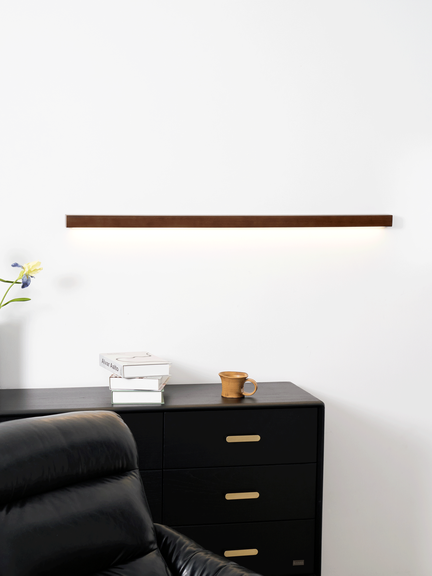 Arlo Linear Wood Wall Light - Letslighting