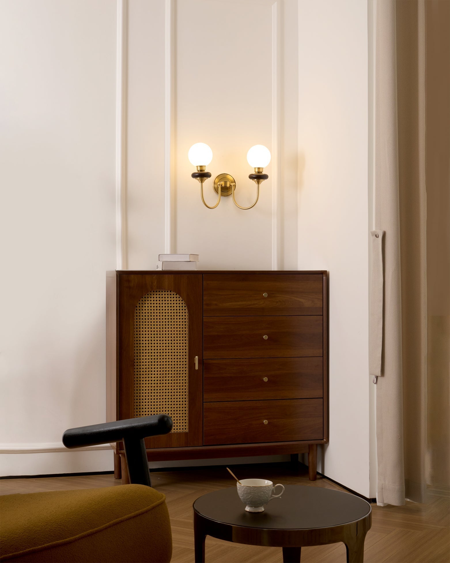 Bellevue Wall Lamp - Letslighting