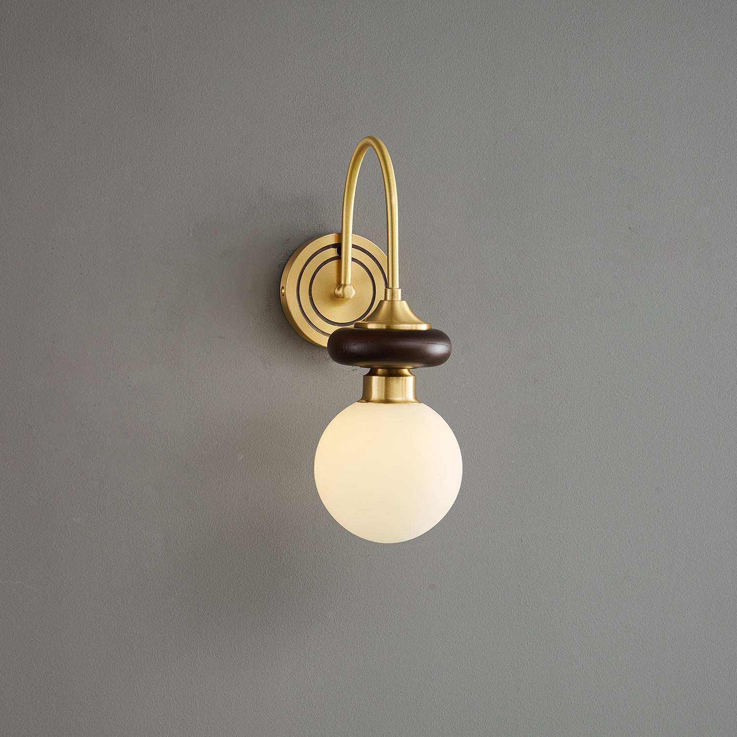 Bellevue Wall Lamp - Letslighting