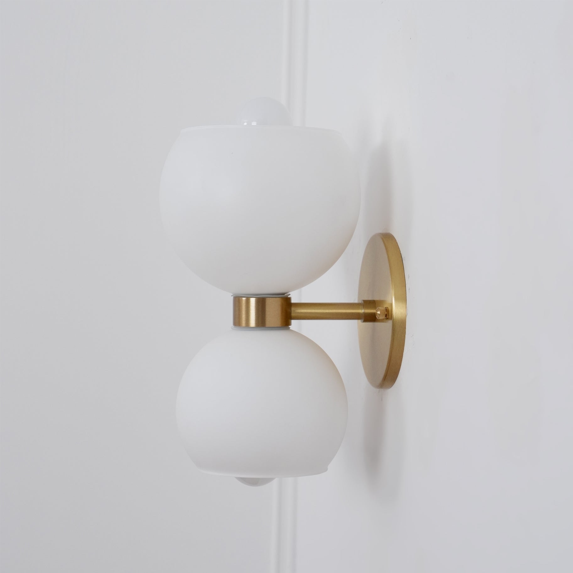 Round Pearl Sconce - Letslighting