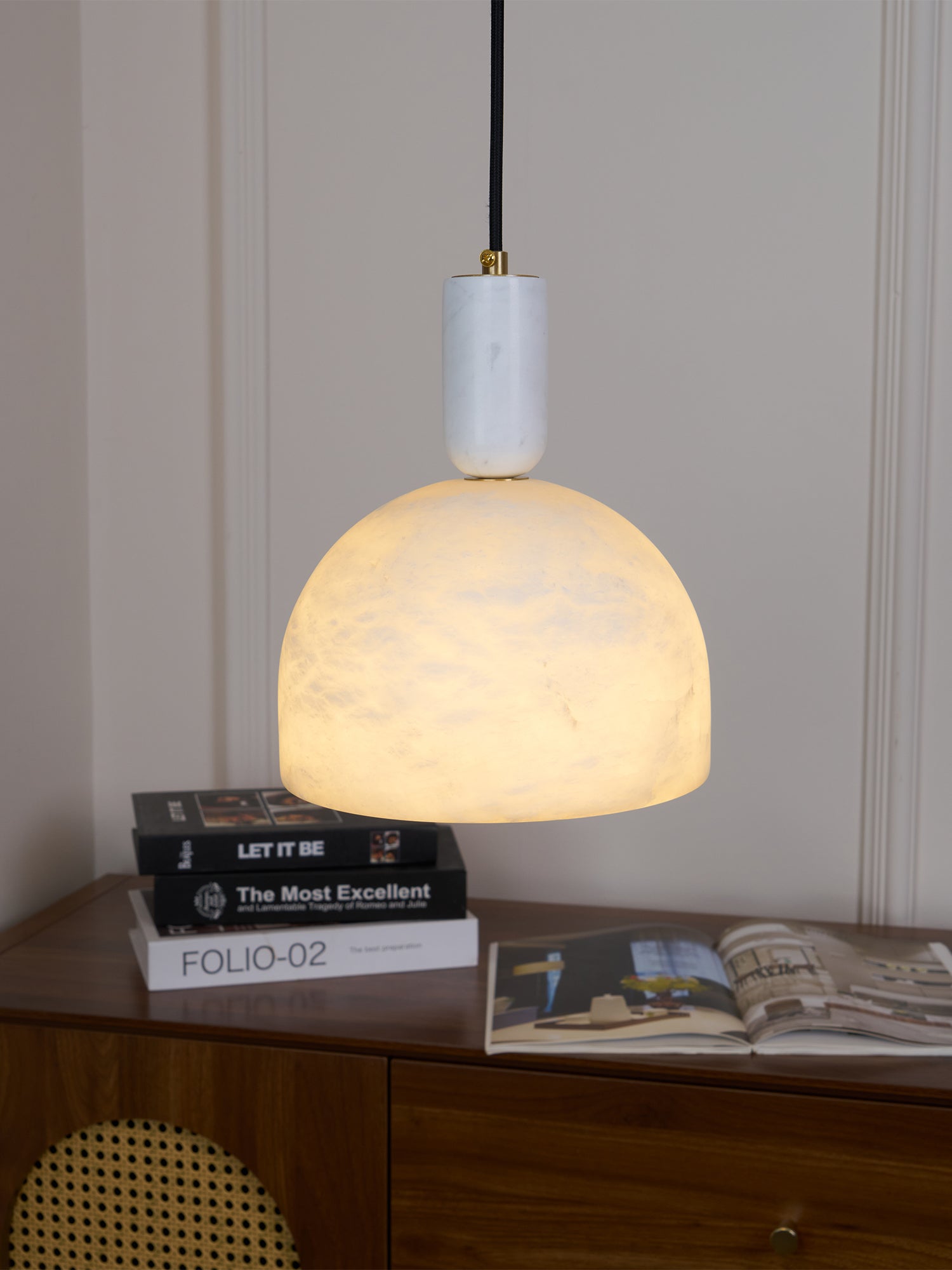 Culiror Minimalist Alabaster Pendant Light - Letslighting