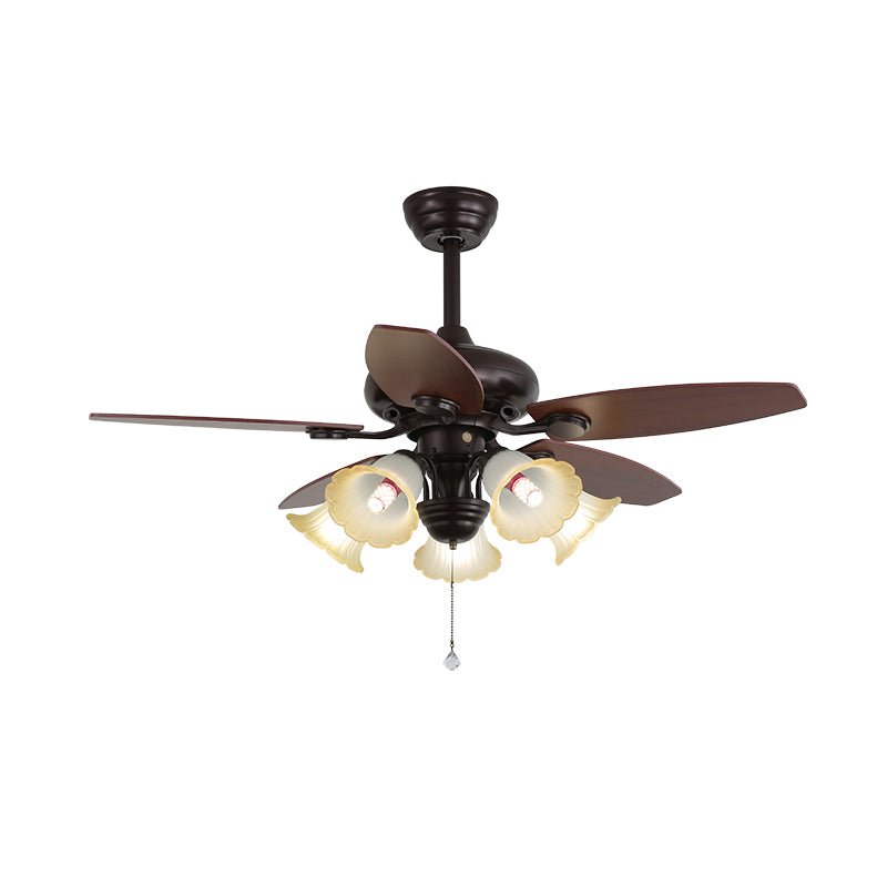 Ventilador de Techo Elora Vintage con Luz, ángulo diferente