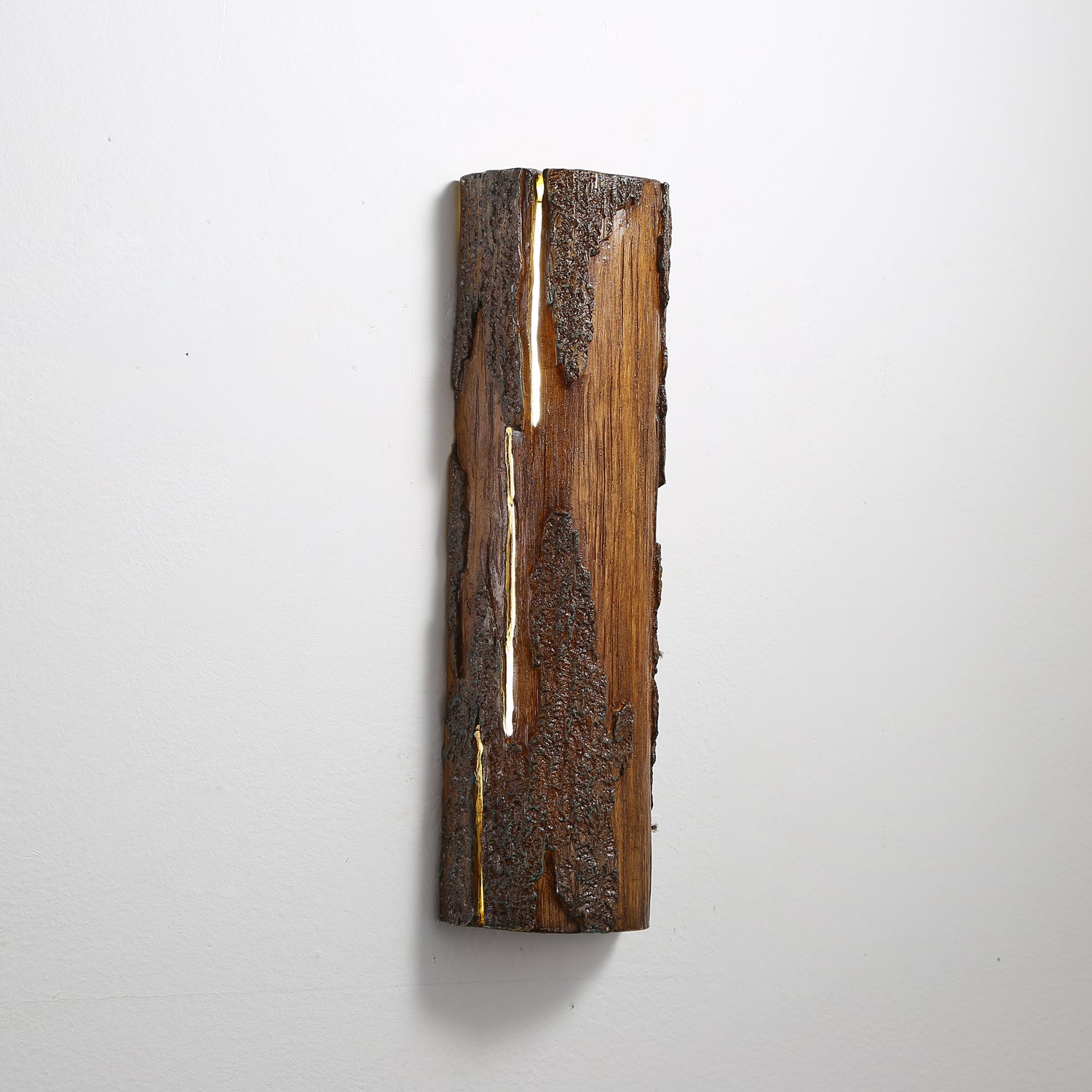 Muto Lámpara de Pared Corteza Rota