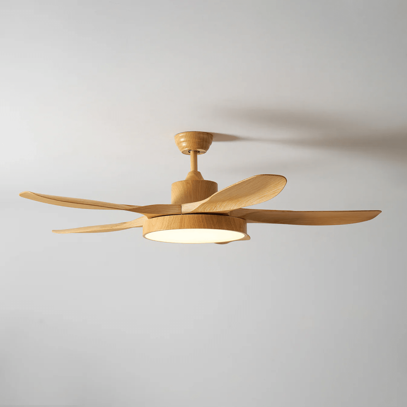Diagrama de advertencia para tipos de techo incompatibles (vigas + pladur) para el ventilador con luz StillWind.