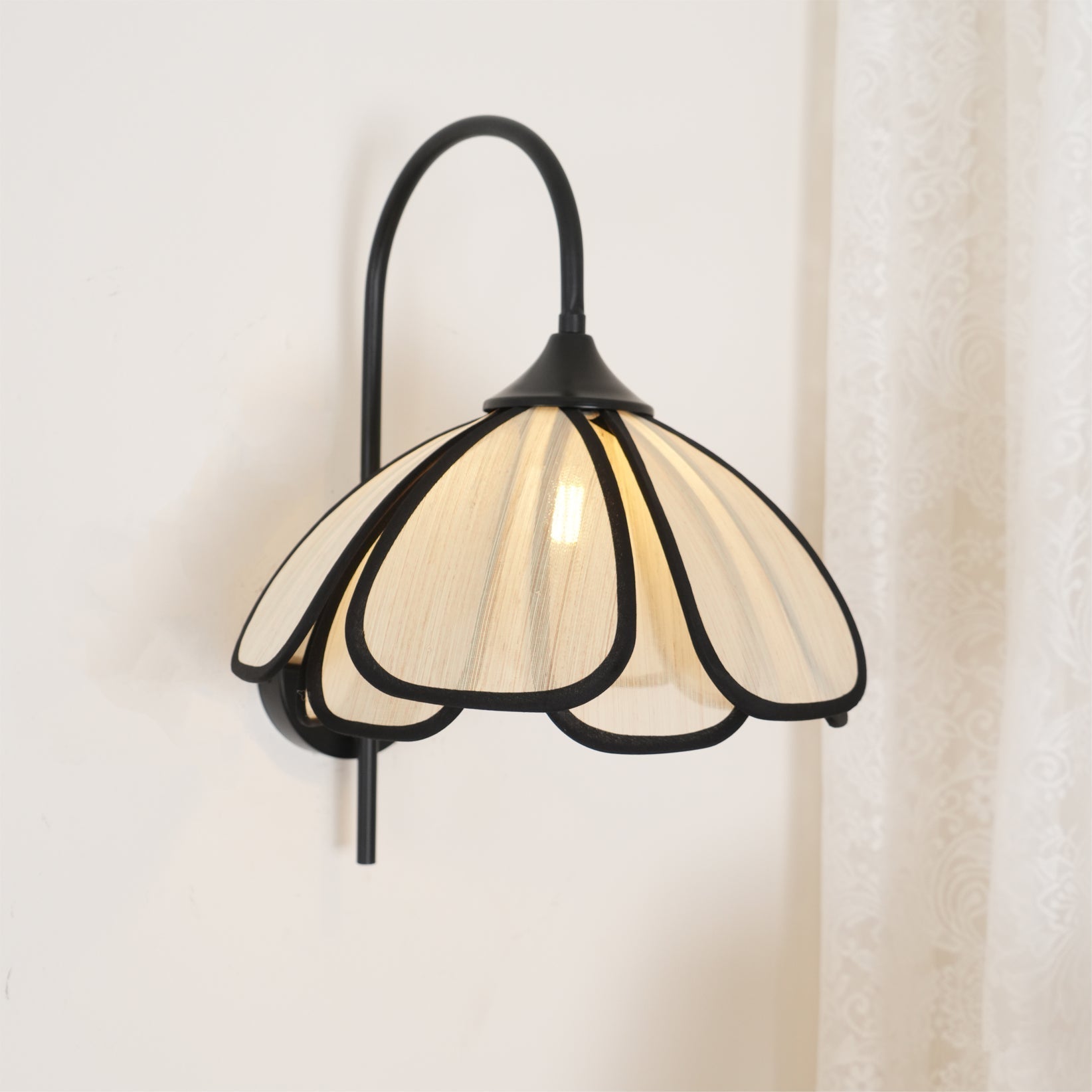 Burnt Petal Wall Lamp - Letslighting
