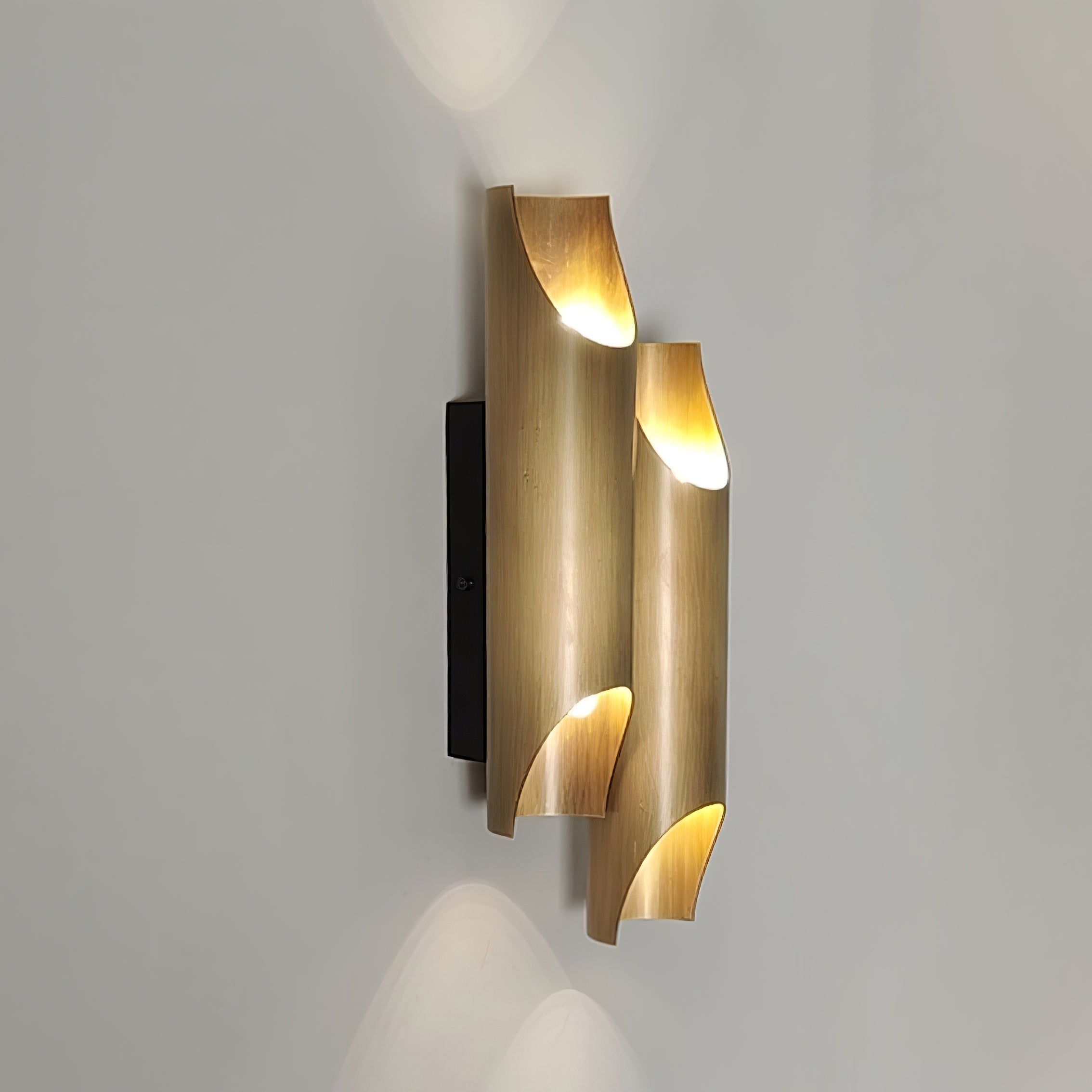 Callahan Brass Wall Lamp - Letslighting