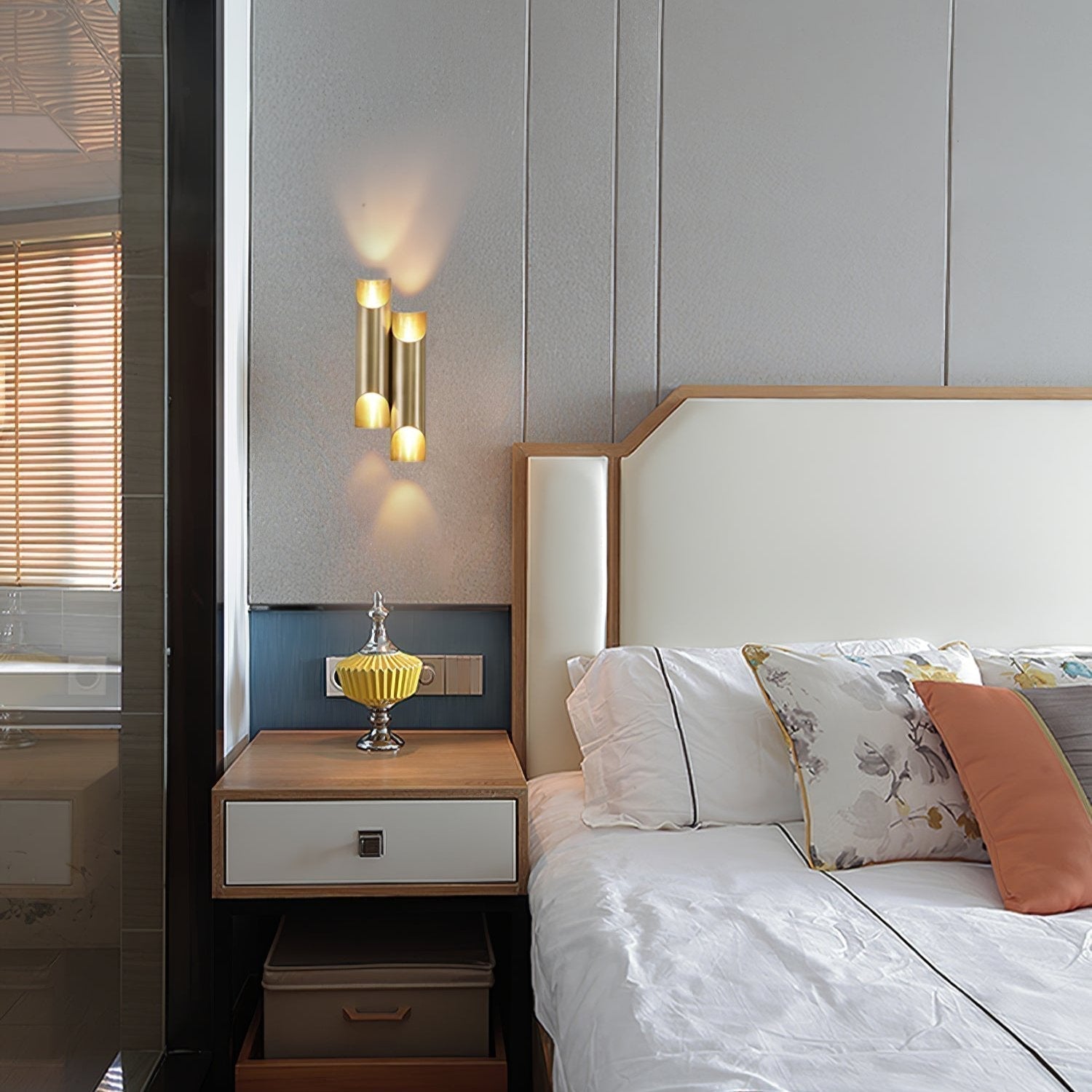 Callahan Brass Wall Lamp - Letslighting