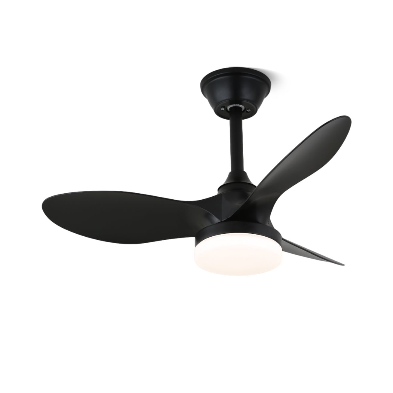 Ventilador de techo moderno Aelric con luz en acabado blanco