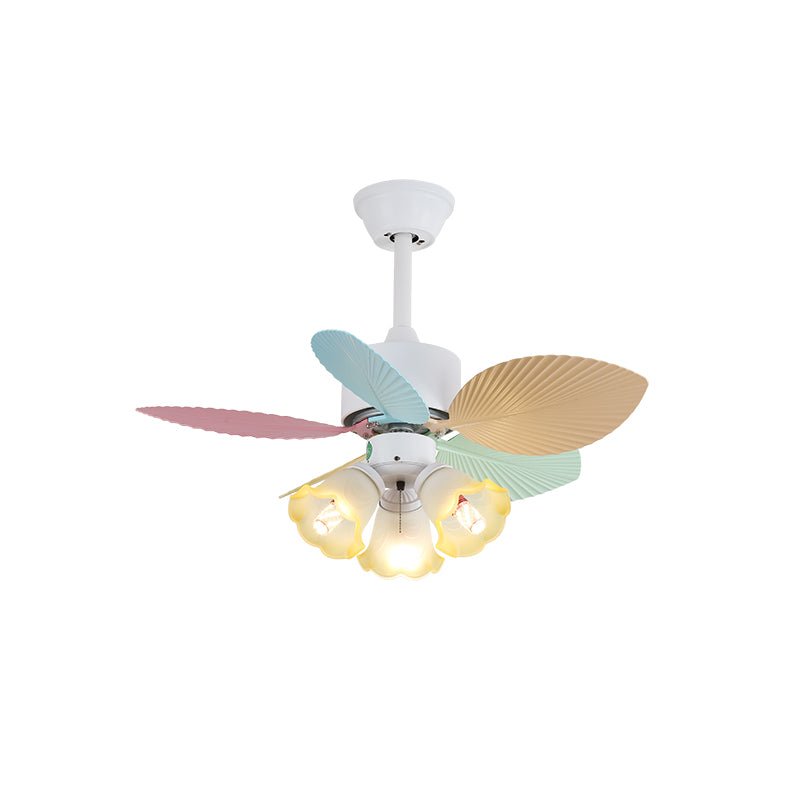 Ventilador de Techo Liora de Cristal Colorido, detalle de la carcasa del motor