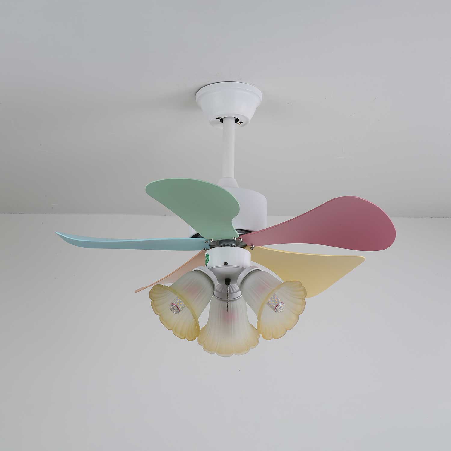 Ventilador de Techo Liora de Cristal Colorido, vista general 8