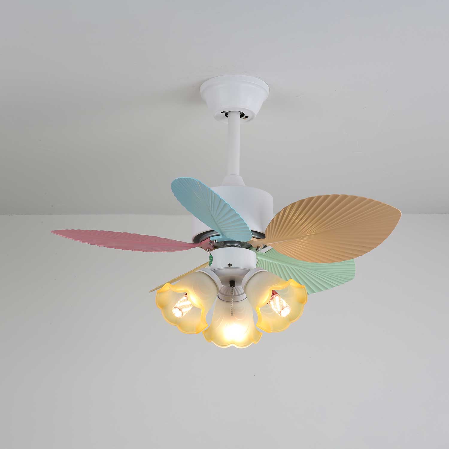 Ventilador de Techo Liora de Cristal Colorido, vista general 16