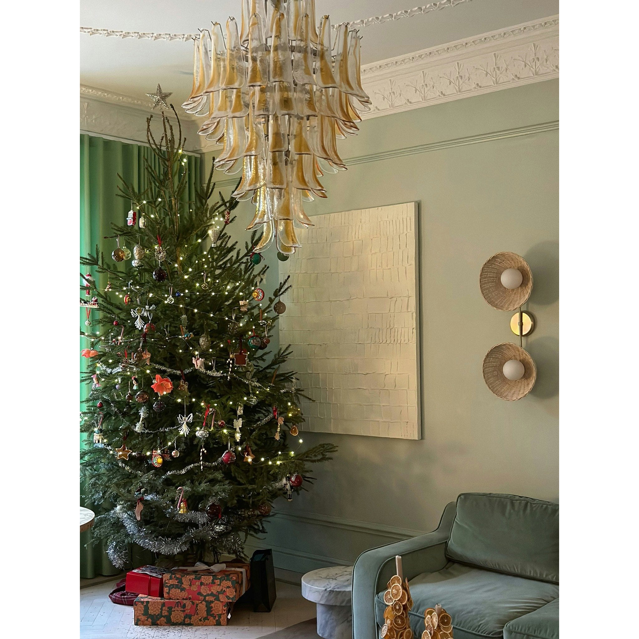 Zinc Postmodern Luxury Petal Glass Metal Chandelier - Lamp Copper