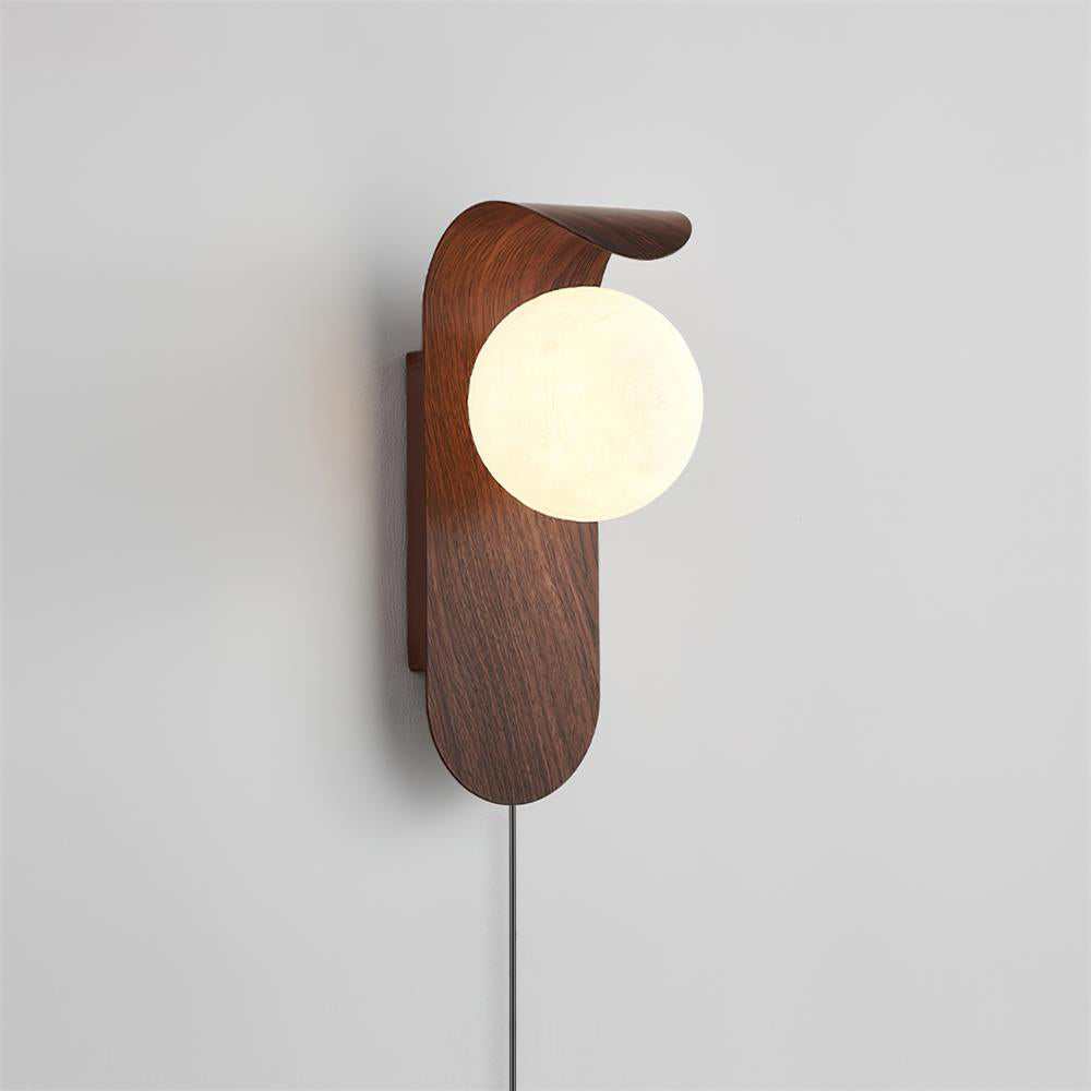 Muto Lámpara de Pared Interior de Madera / Nogal