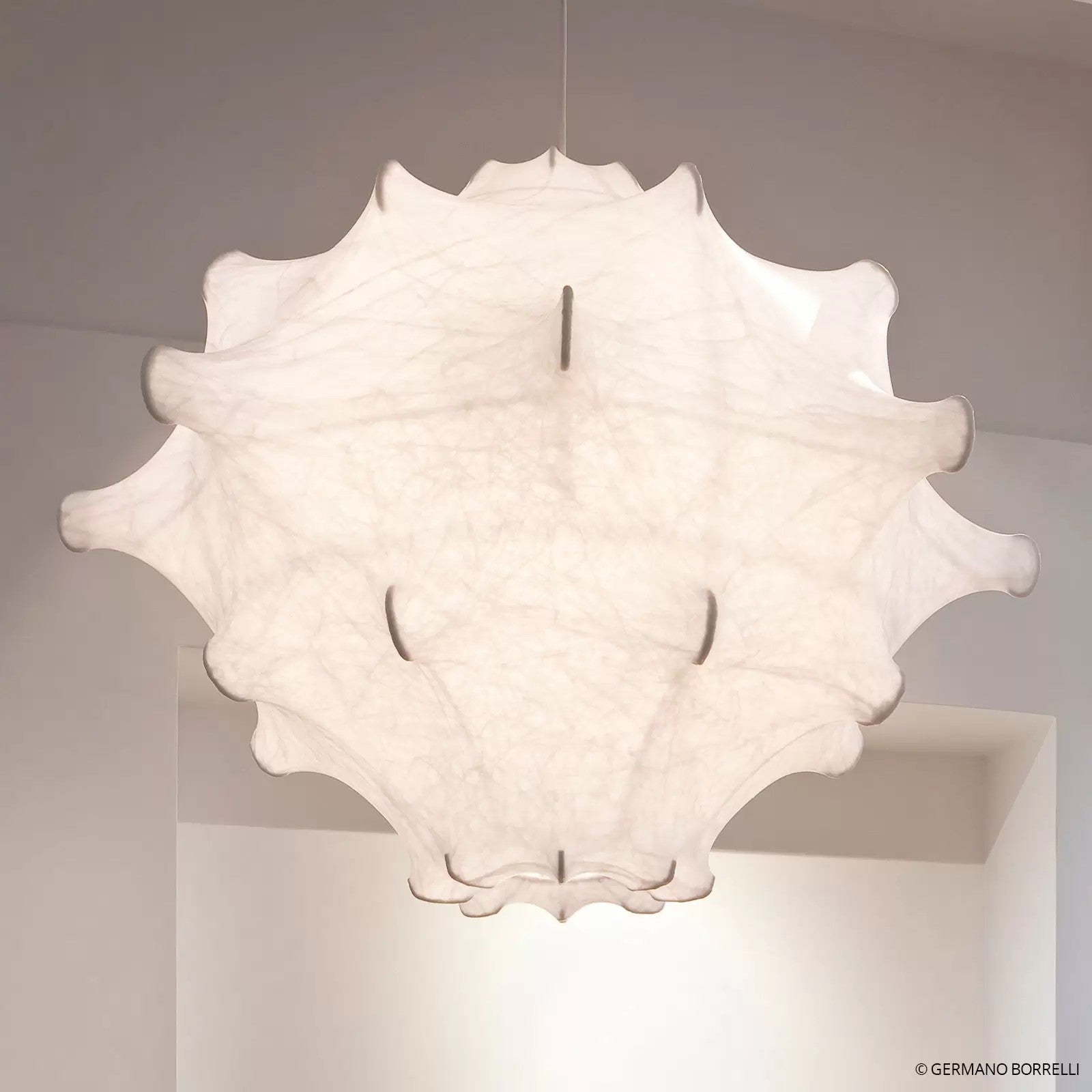 Cocoon Bloom Pendant Lamp - Letslighting